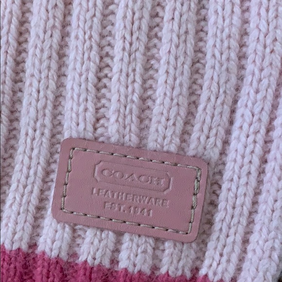 NWOT Coach Hat and Scarf Set - Picture 3 of 3